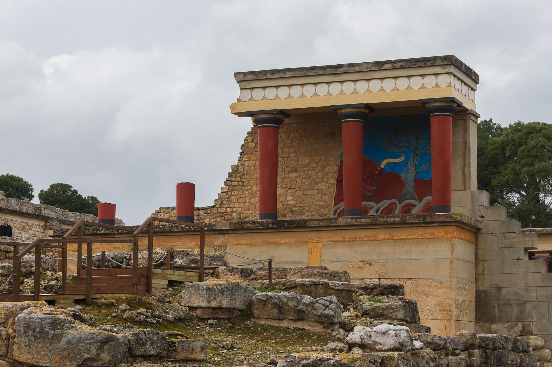 Visiting the Palace of Knossos: What to Know Before You Go